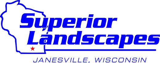 The logo for superior landscapes in janesville wisconsin