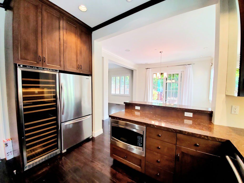 739 Fremont kitchen