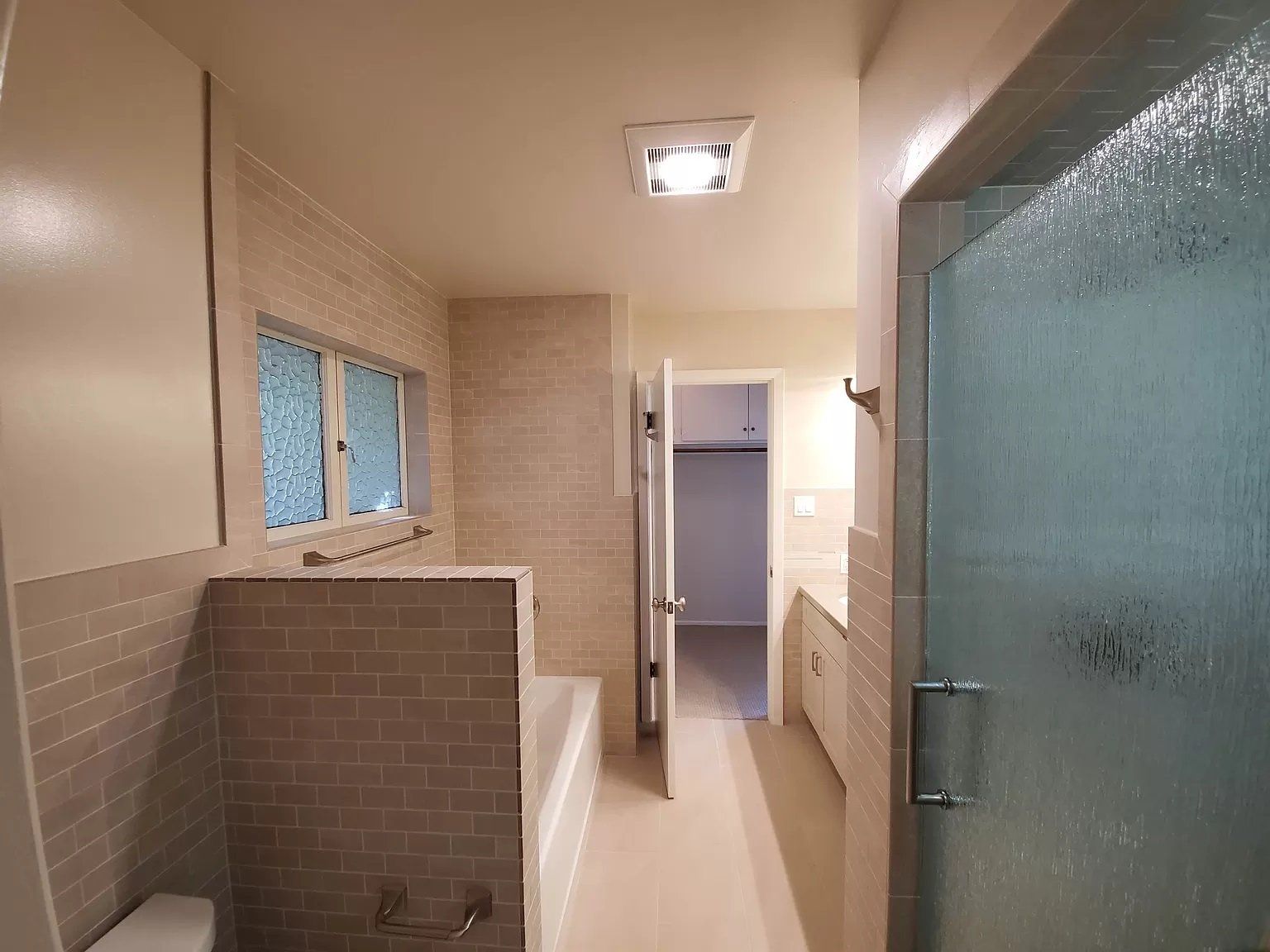 Edgewood Bathroom and Closet