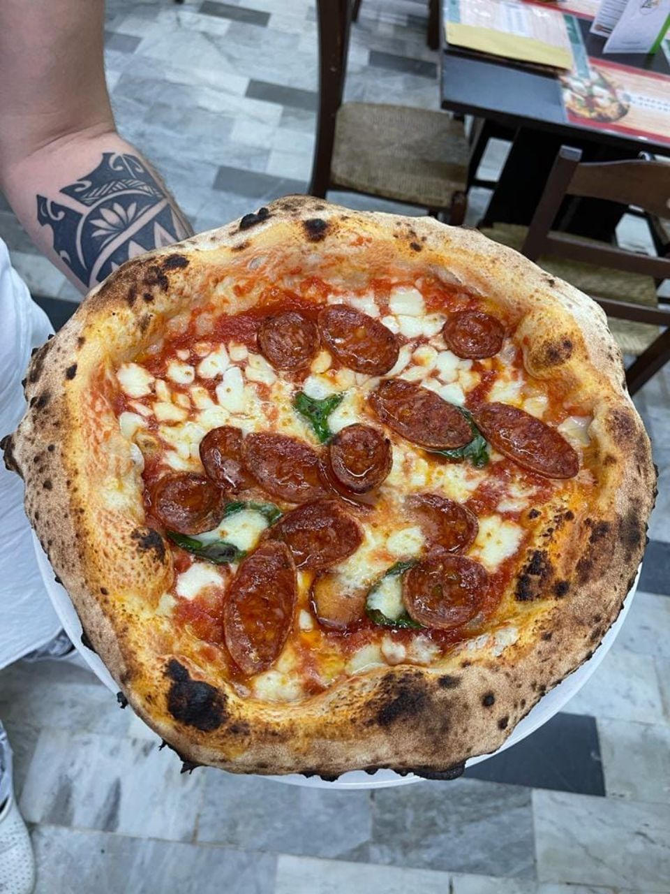 pizza con salame piccante