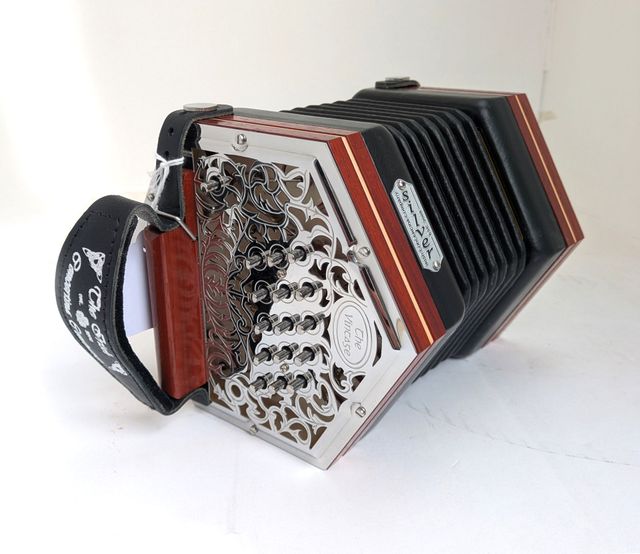 Irish Concertina Company/Makers of Quality Instruments
