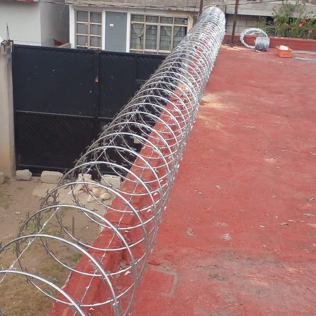 CERCAS Y ALAMBRADOS LUZ 