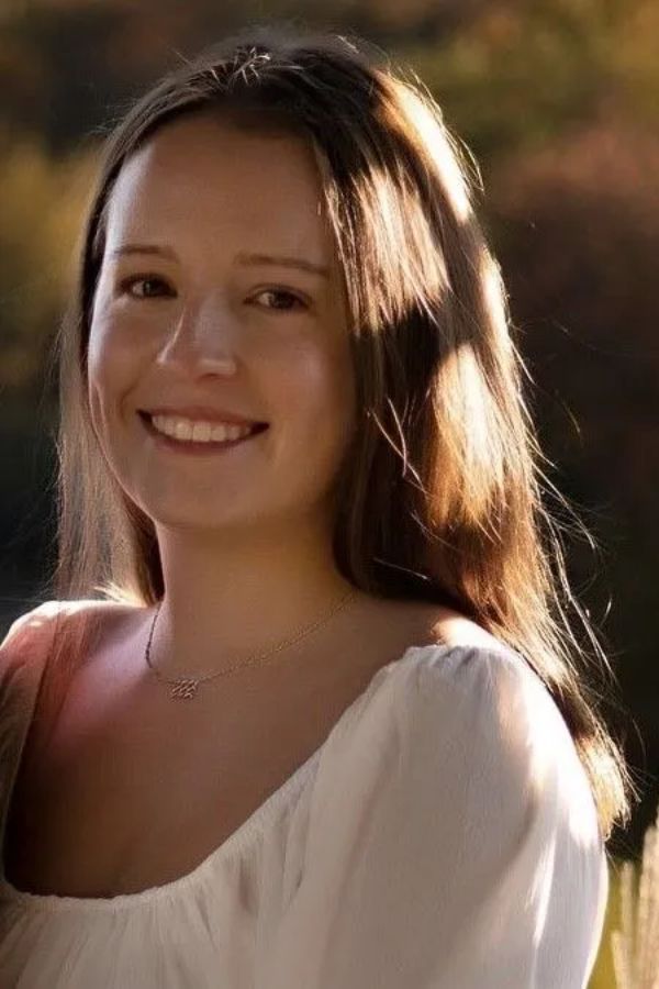 Victoria Lamont, APN