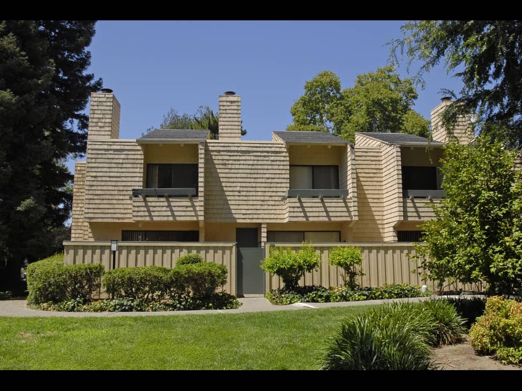 Governor's Square Interior and Exterior Property Photos