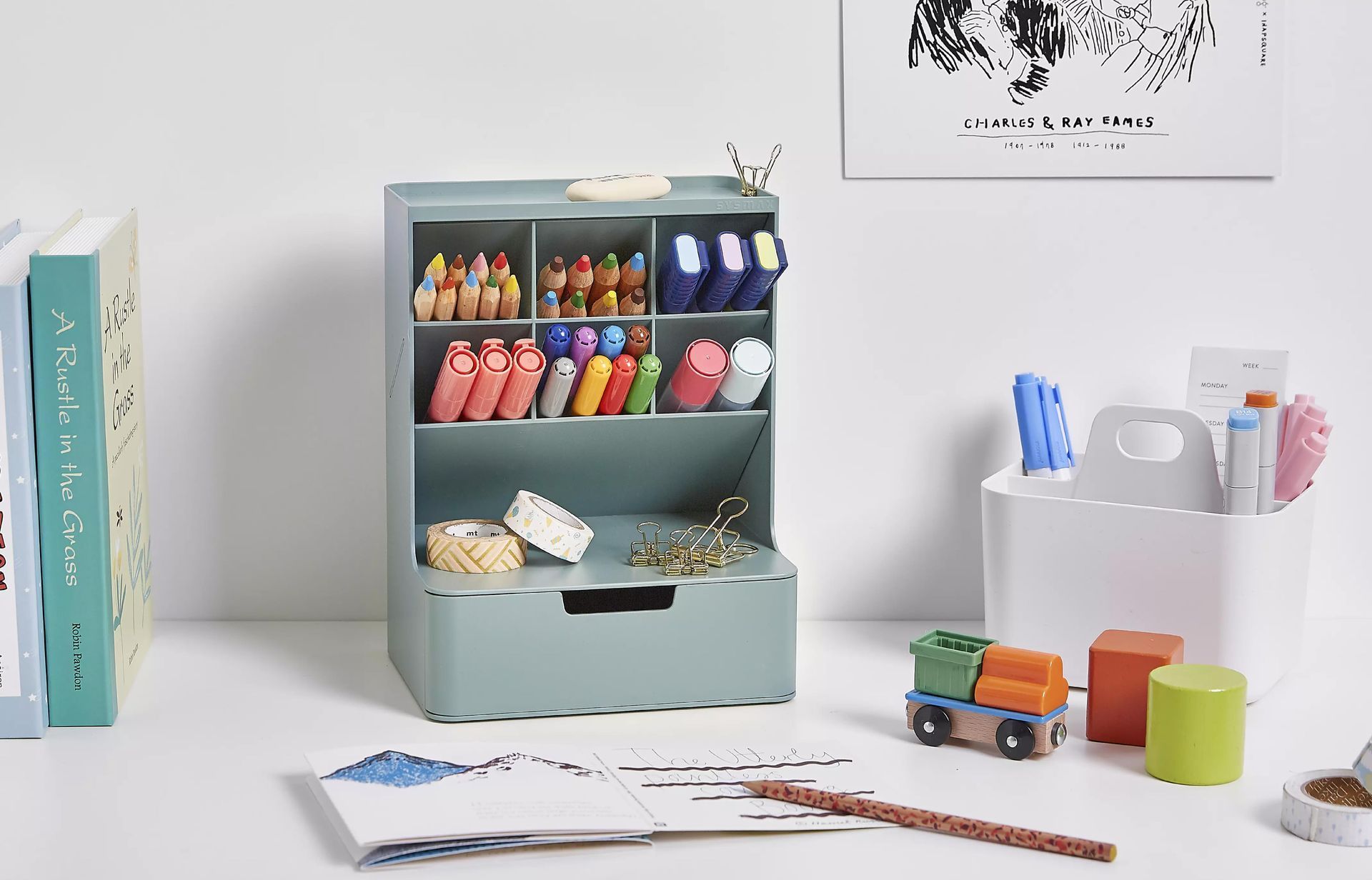 organizadores de secretaria da litem na mesa