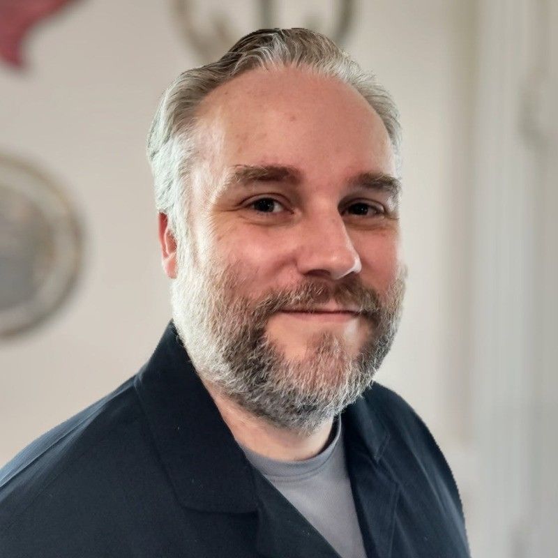 Neil Marcum Headshot
