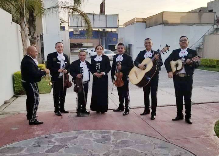 MARIACHI ALMA DE MEXICO - Amenice su evento