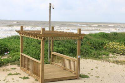 Front Row Beach | Happily Ever After