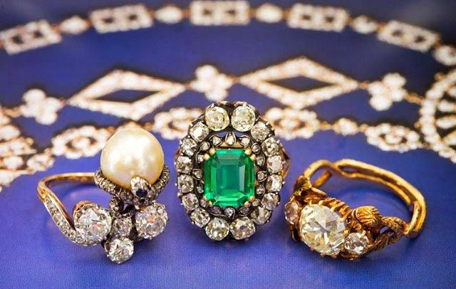 Estate Jewelry — Earrings and Ring in Fort Lauderdale, FL