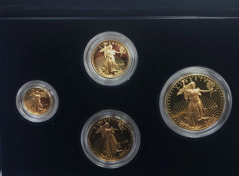 Circular Jewelry — Gold Pendant in Fort Lauderdale, FL