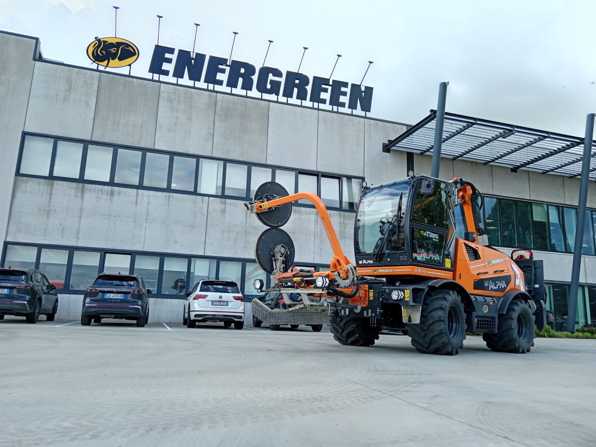 mezzo per la manutenzione del verde