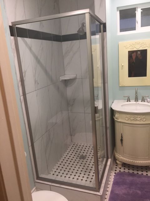Bathroom With Sink - Reseda, CA - Tampa Glass Inc