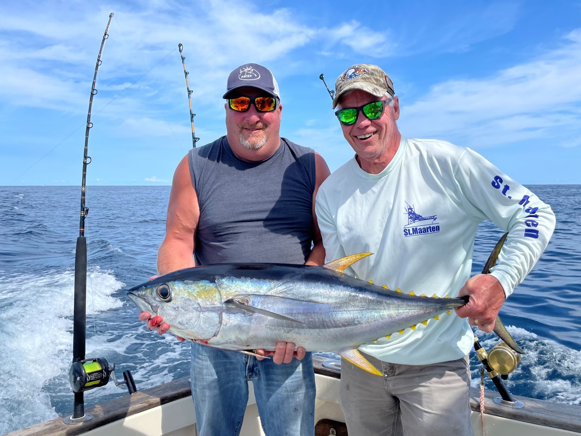 Aerie One Yellowfin Fishing.