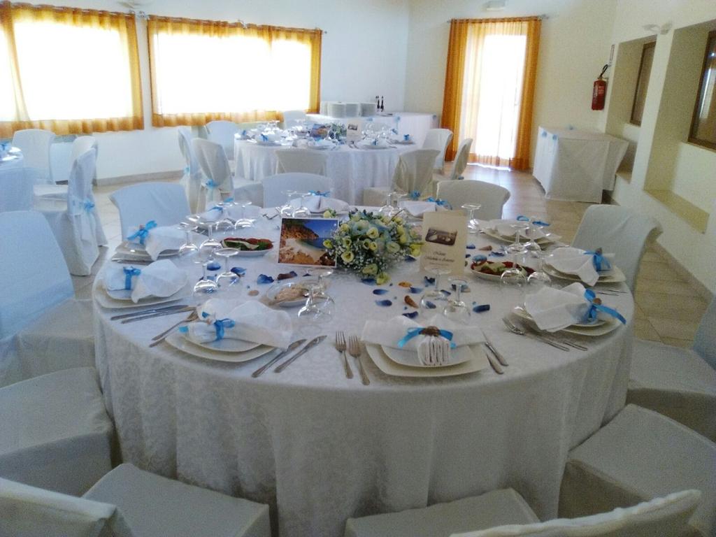 Tavolo per ricevimenti