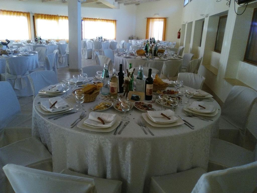 Tavola per ricevimento