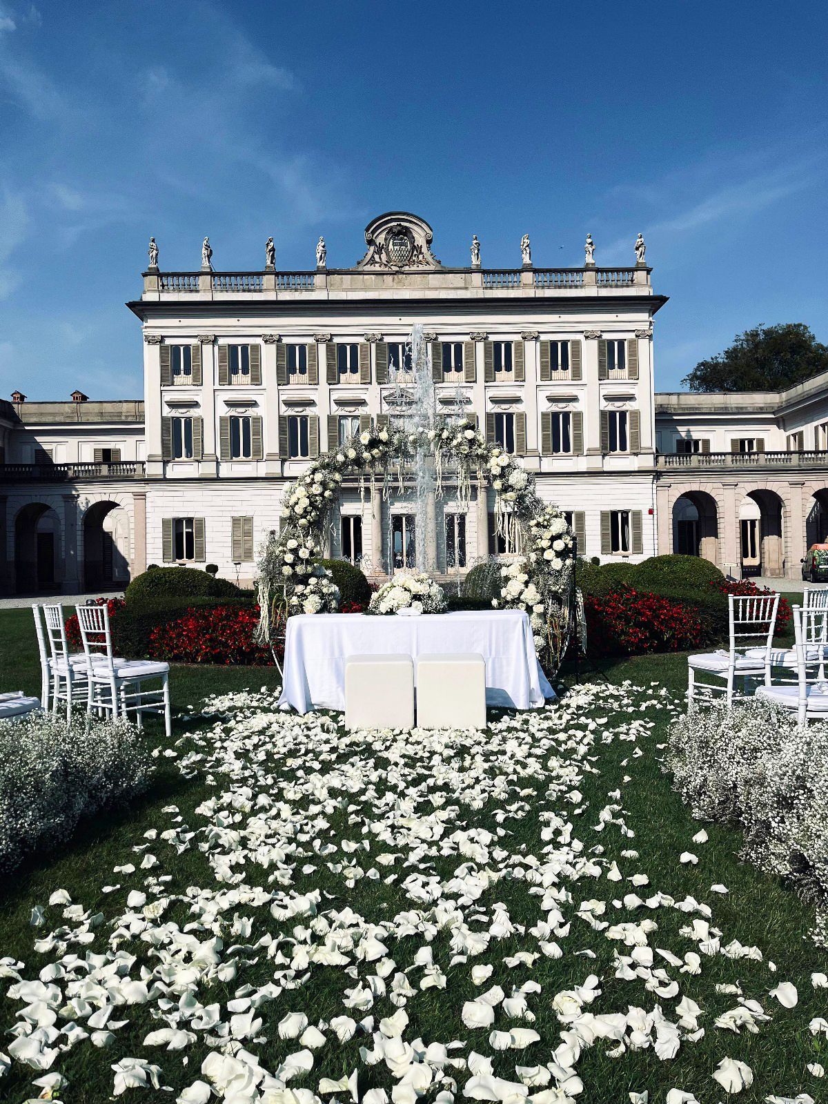 fiori freschi per allestimento cerimonie