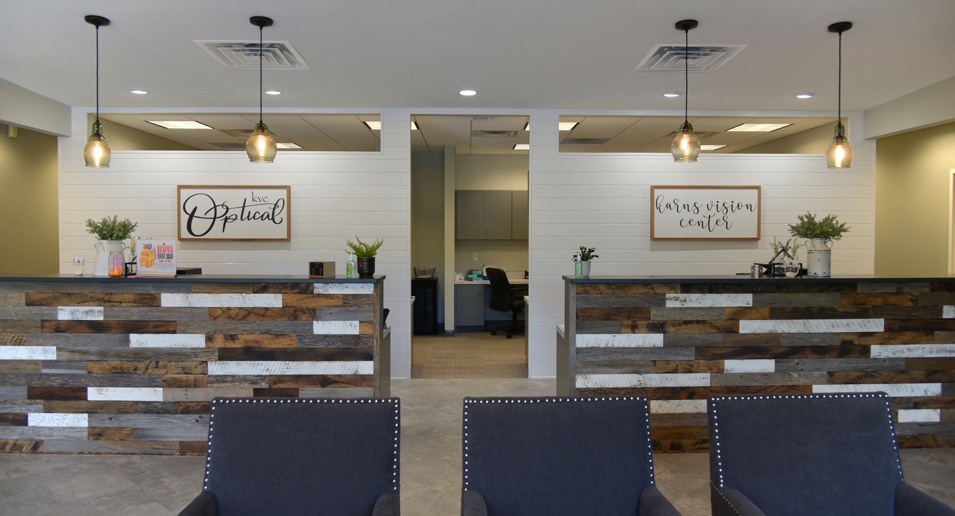 Front Desk — Knoxville, TN — Ace Electric Service