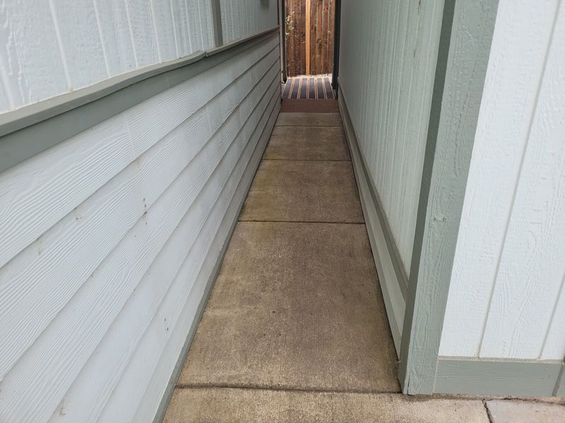 House Side Wall — Springfield, OR — Hartung Coatings LLC