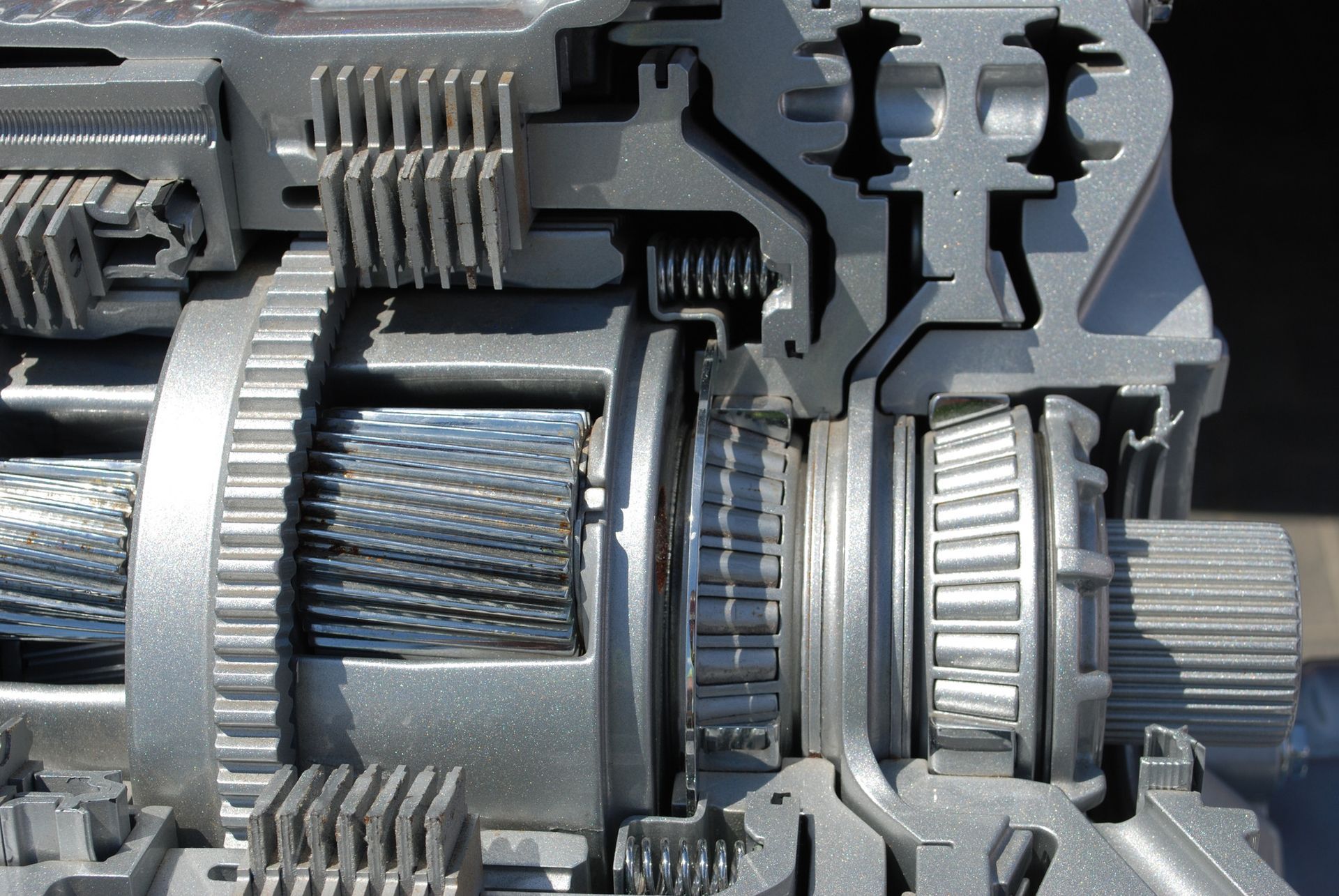 a close up of the inside of a gearbox