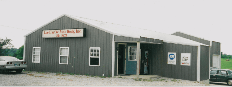 Entrance to the auto body shop in Dry Ridge, KY