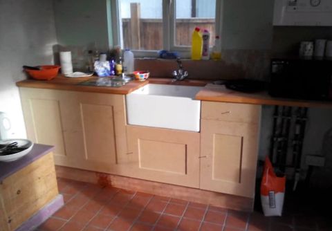 kitchen cabinets new fitted by the experts
