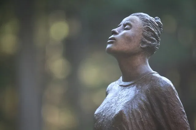 “Meditation” #2, sculpture by artist and sculptor Jeff Day.