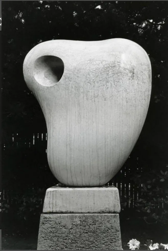 “Hole in the Wall”, sculpture by artist and sculptor Jeff Day.