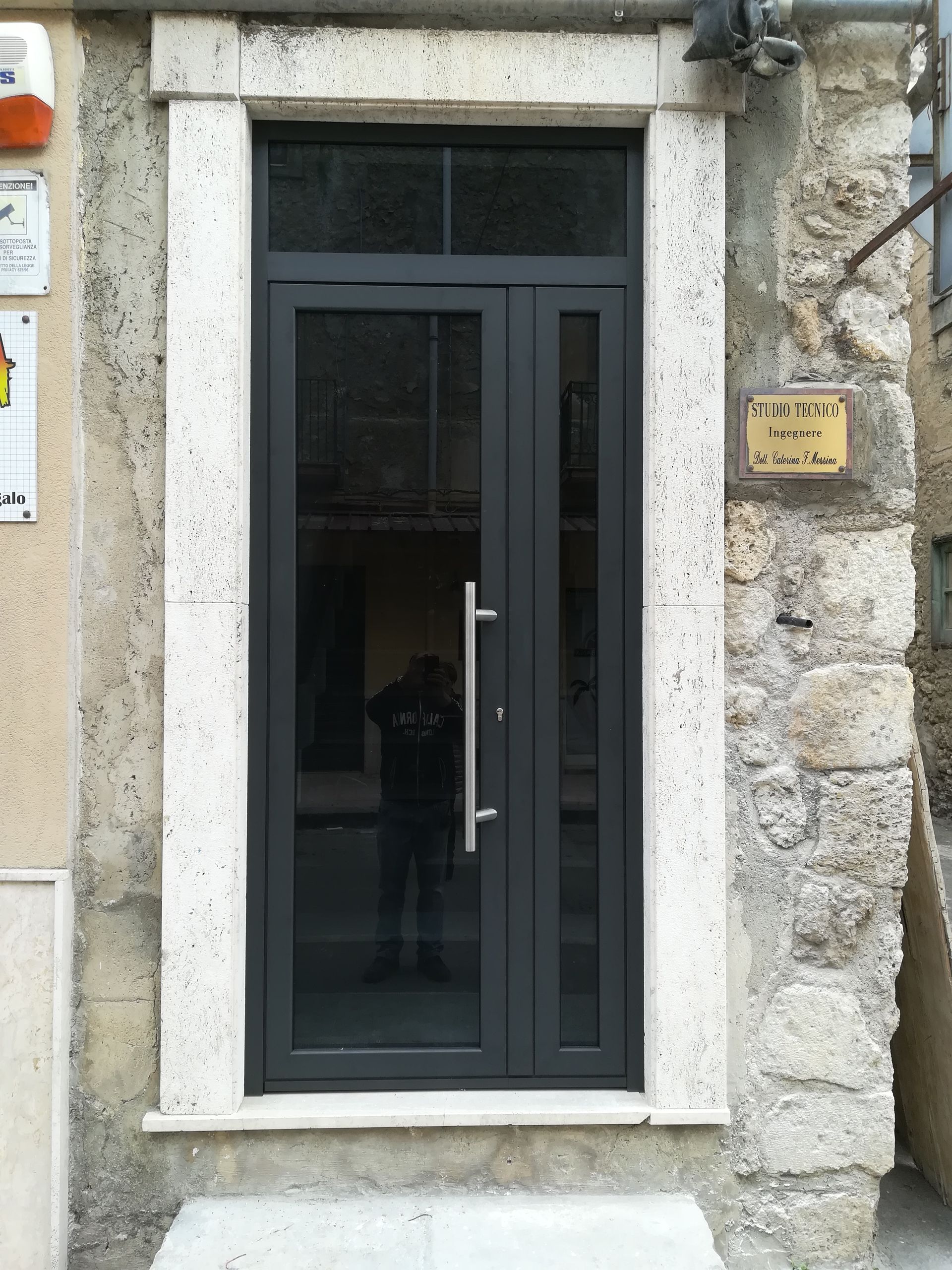 Zanzariere e portoni per esterni