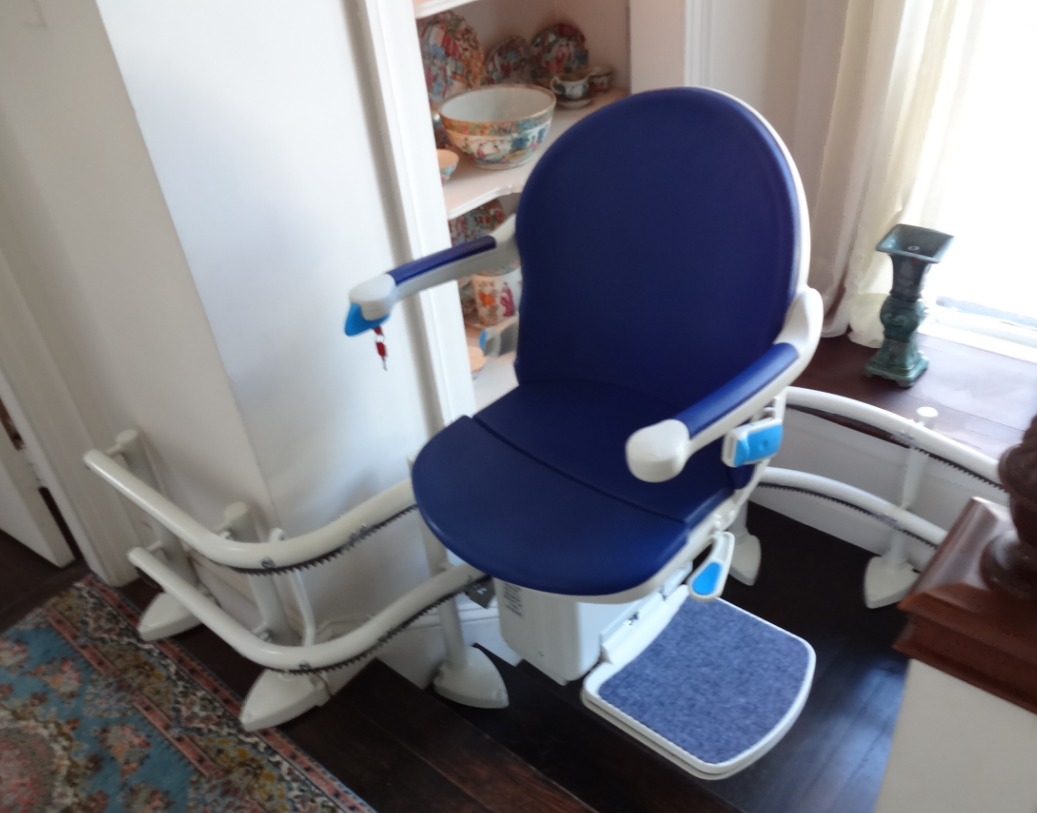2000 stair lift - chair lift - smart lift - homecare - installs
