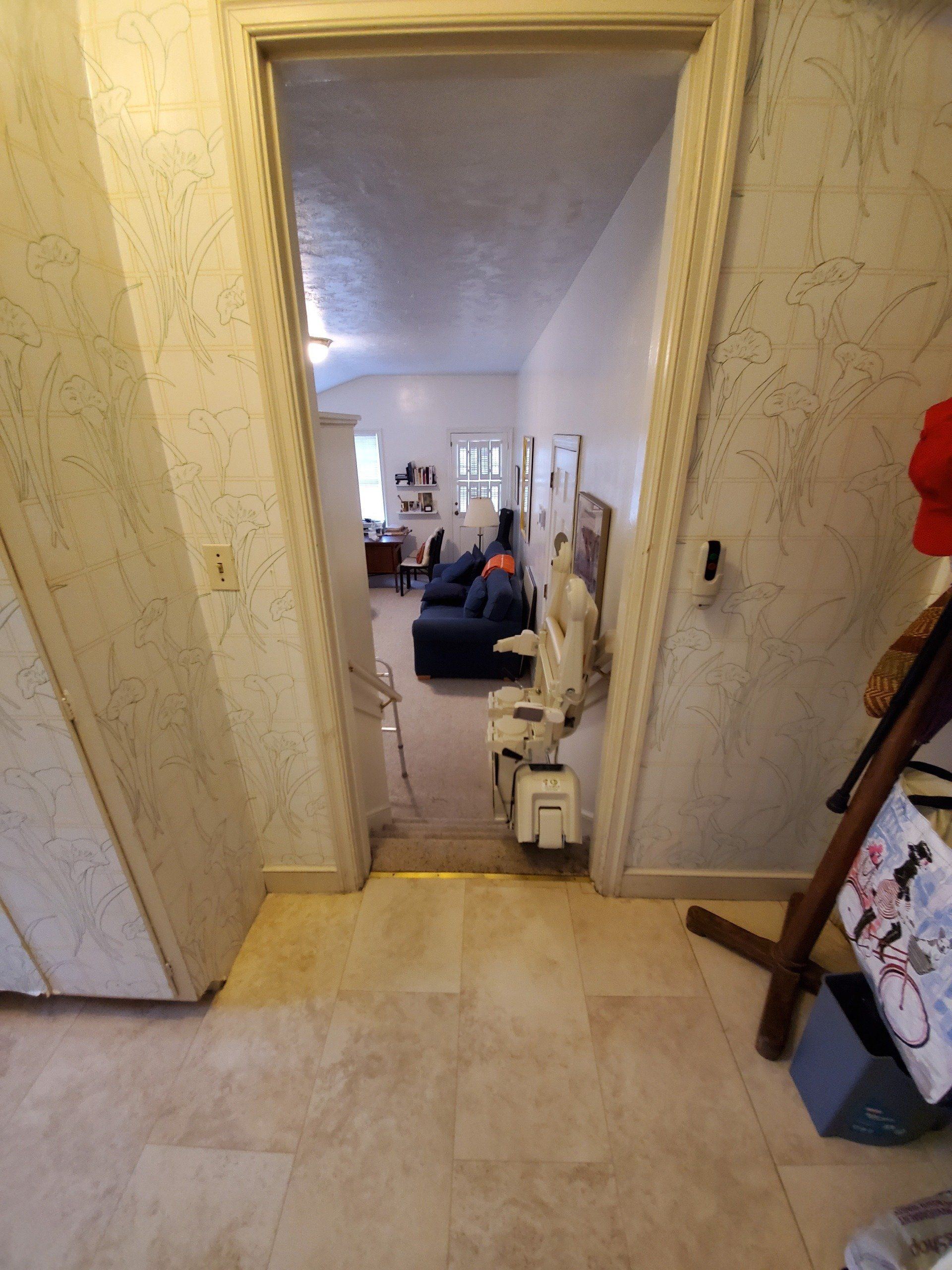 1100 chair lift - stair lift - installations