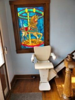 1100 chair lift - stair lift - installations