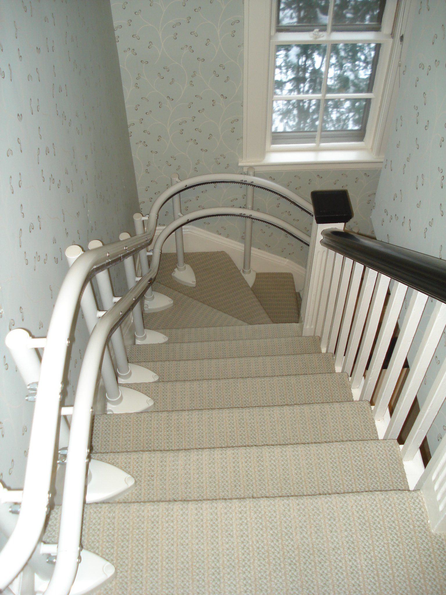 2000 stair lift - chair lift - smart lift - homecare - installs