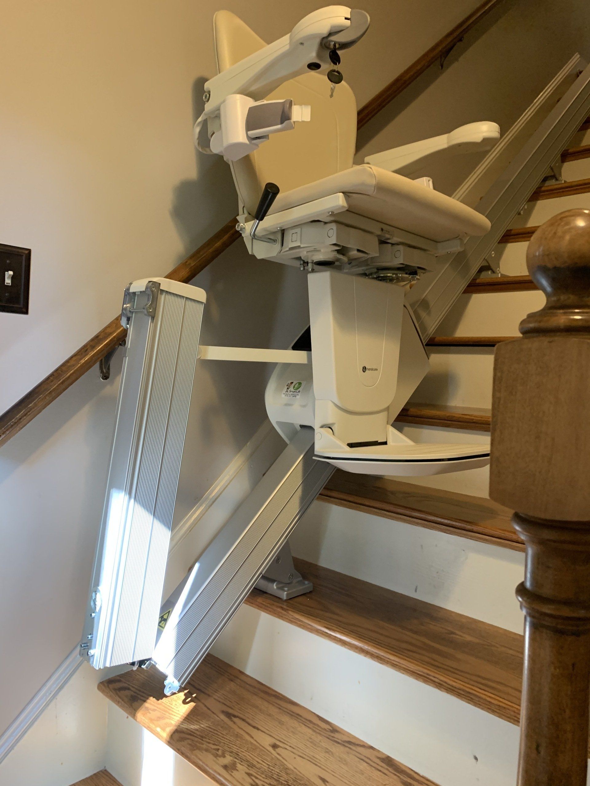 1100 chair lift - stair lift - installations