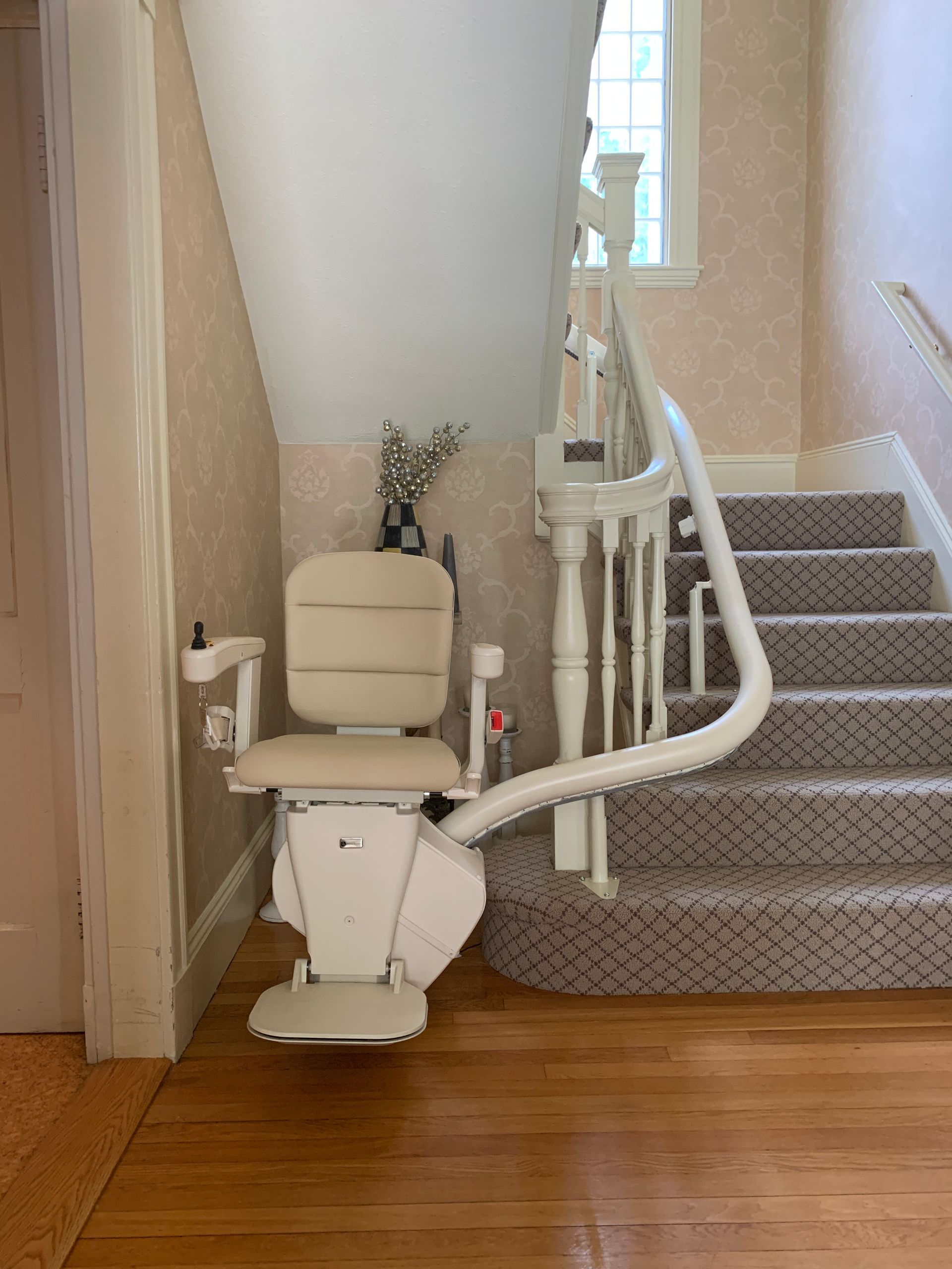 freecurve stair lift installs - chair lift - smart lift