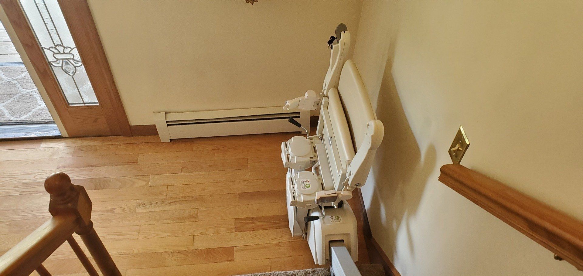1100 chair lift - stair lift - installations