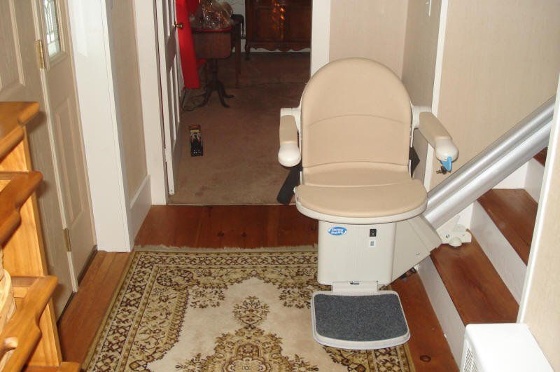 1100 chair lift - stair lift - installations