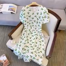 Grande taille, buste, noir, blanc