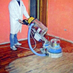 Lucidatura e inceratura parquet