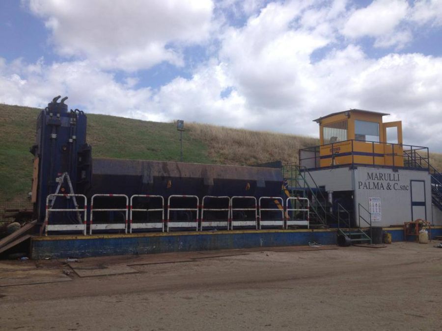 Macchinari per lo smaltimento di rottami ferrosi
