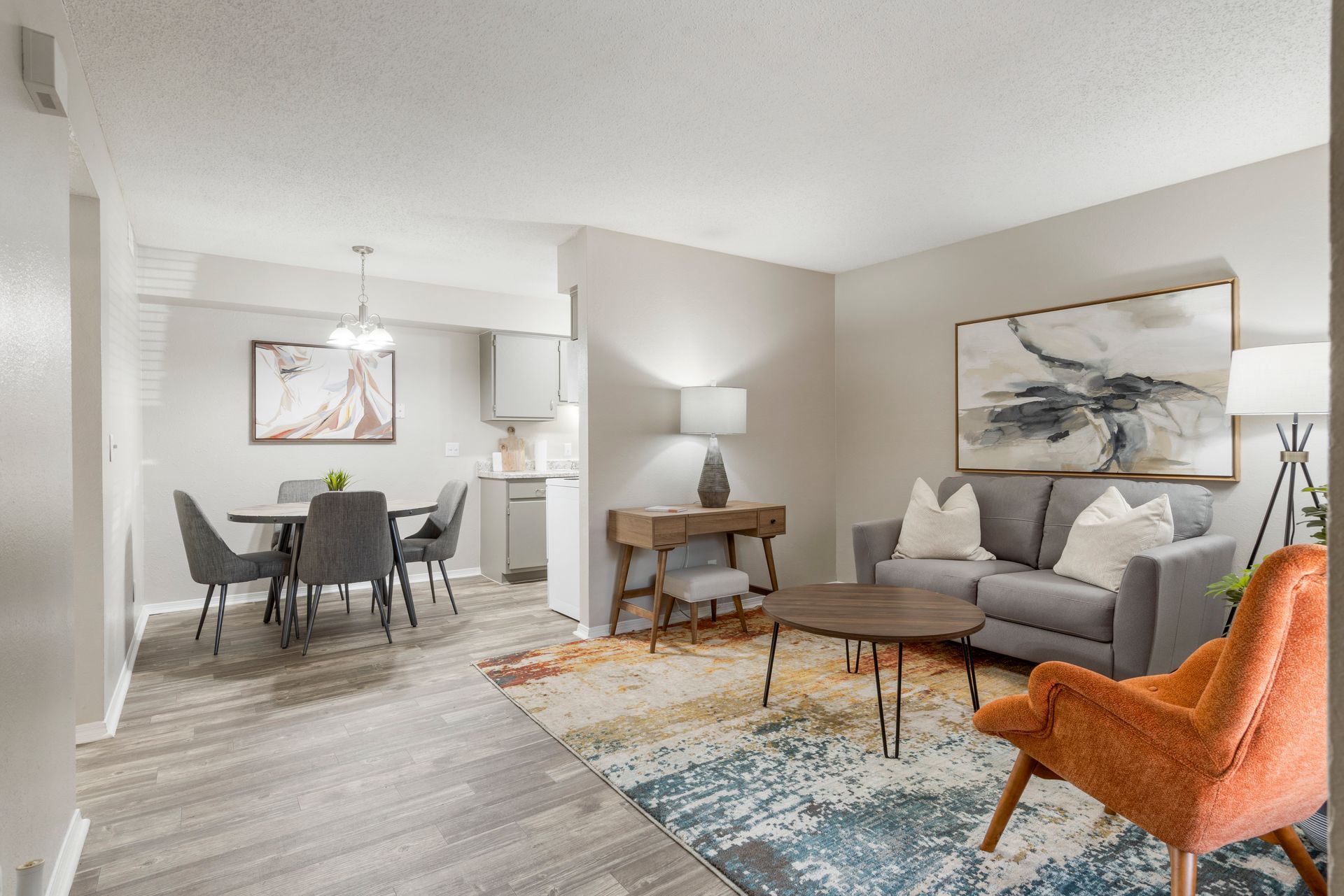 echo trail living room