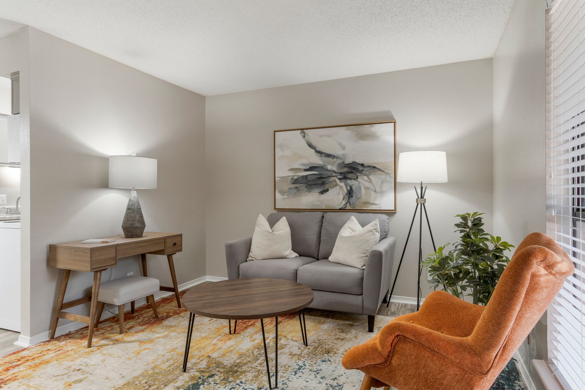 echo trail living room 2