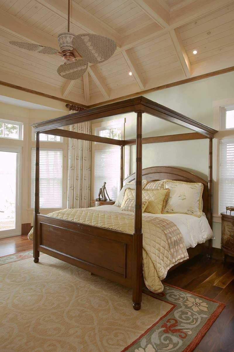Lakehouse bedroom Interior Design Lisa St. Amand Designs