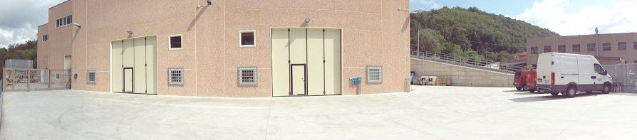 Esterni della ditta Leoncini