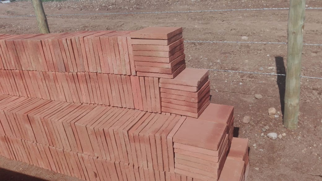 Ladrillos y tejas San Juan