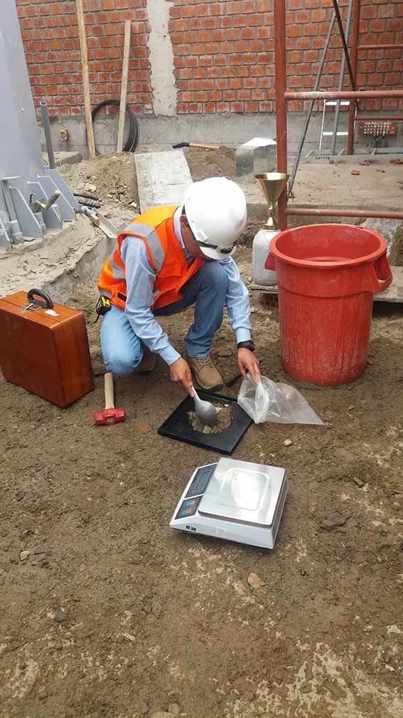 Topografía analítica, batimetría y levantamientos en general