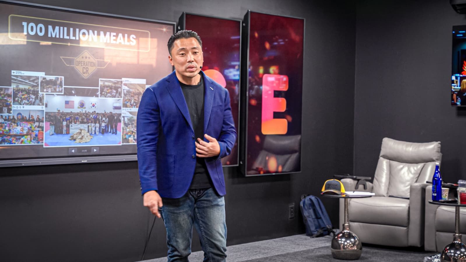 Clinton Oh sharing leadership systems and execution strategies at RISE Summit