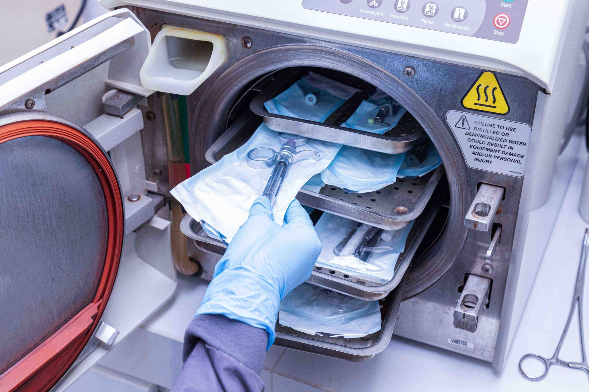 CLÍNICA IORA IMPLANT CENTER