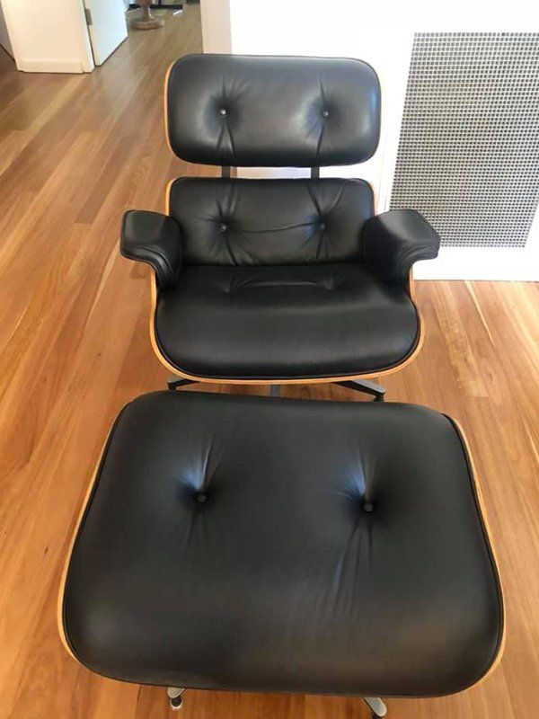 Eames Lounge Chair — Sydney, NSW — Platinum Mobile Upholstery