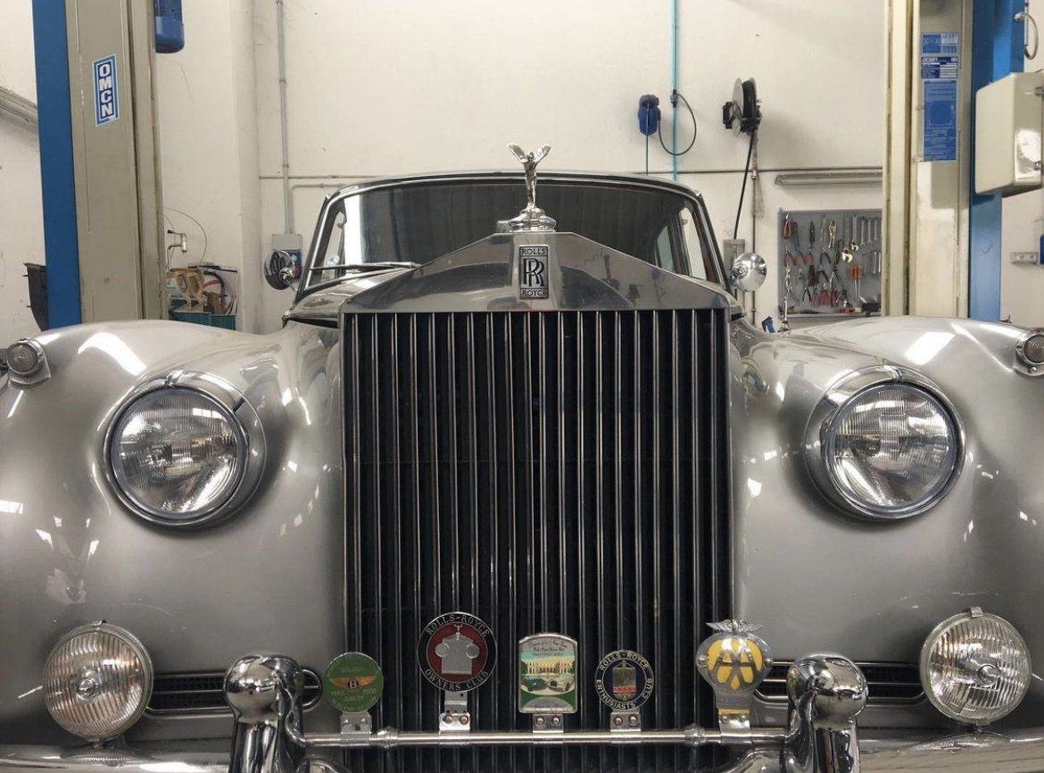 manutenzione auto d'epoca