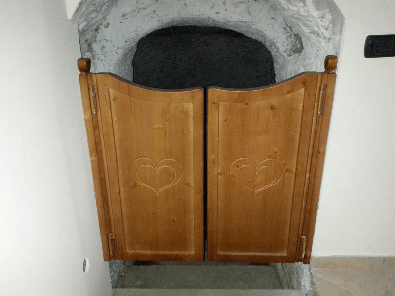 Porte a spinta tipo saloon